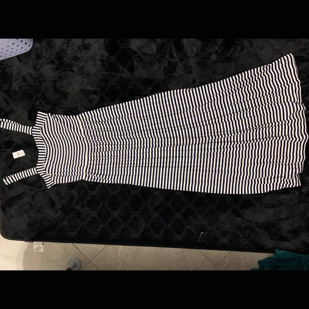 Brand new loft Maxi dress size small